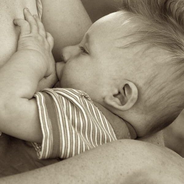Novi nursing baby